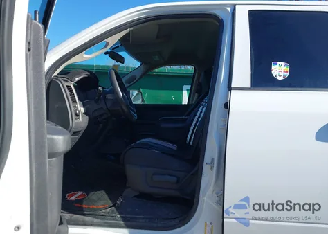 2010 Dodge Ram 1500 St z USA, uszkodzony, nr VIN 1D7RB1GK9AS213832